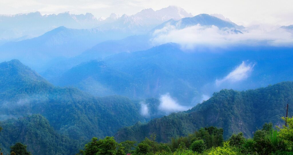 Darjeeling to Gangtok Escape