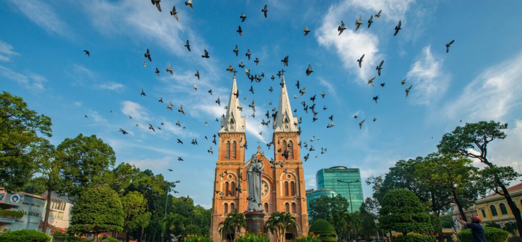 Halong Dreams & Hanoi Charm
